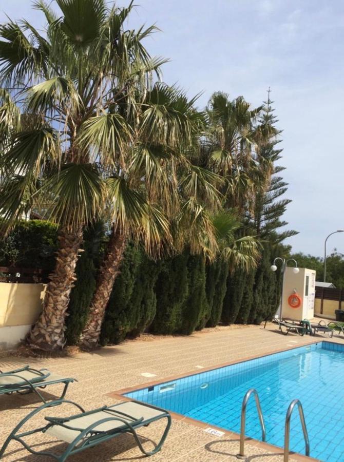 Villa Natalia Ayia Napa Eksteriør billede